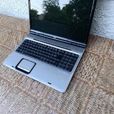 Leptop doar pentru piese, nu trimit prin curier